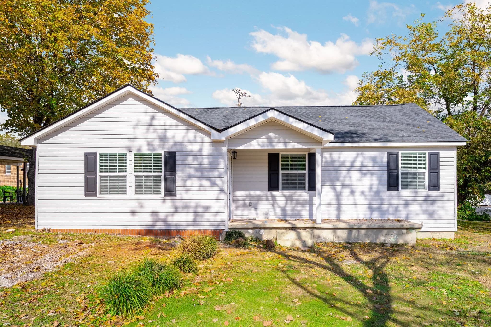 105 White Oak St, Rossville, GA