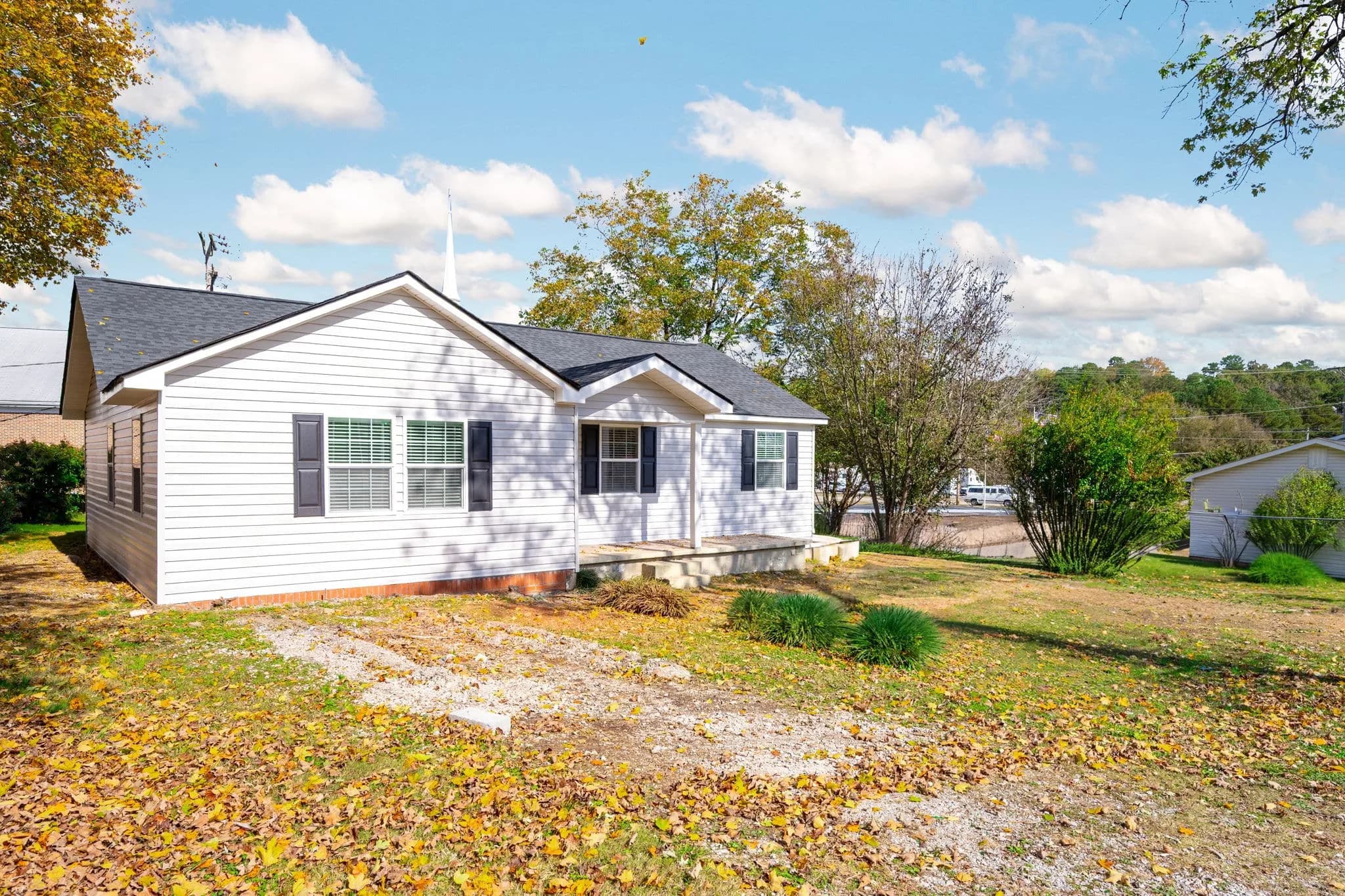 105 White Oak St, Rossville, GA