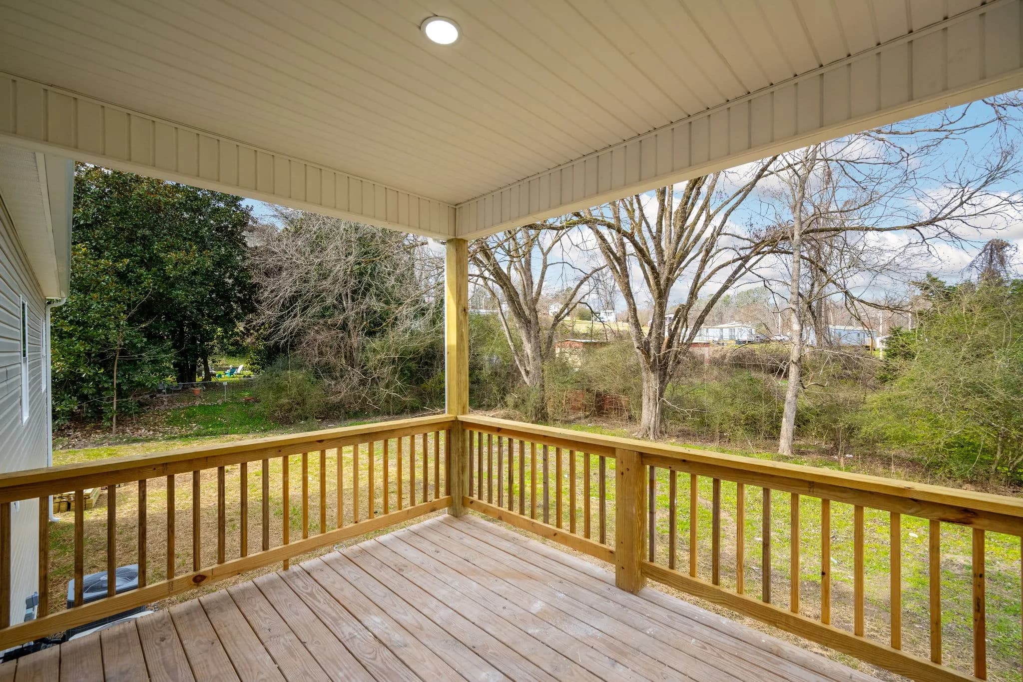 607 Corbley Rd, Rossville, GA