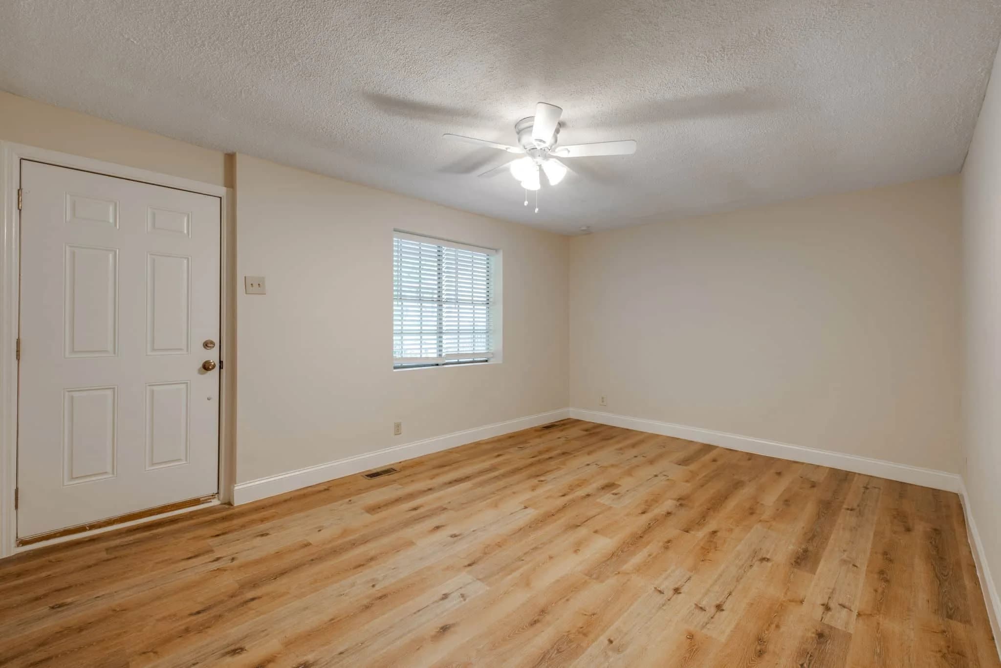 91 Circle Drive, Rossville, GA
