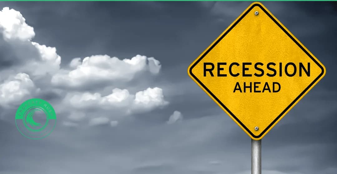 Should I Buy a House Now or Wait for a Recession?